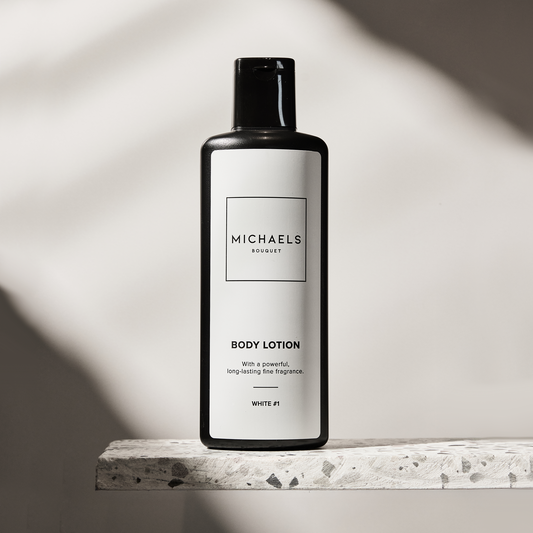 WHITE #1 400ml BODY LOTION